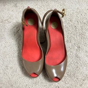Melissa wedges